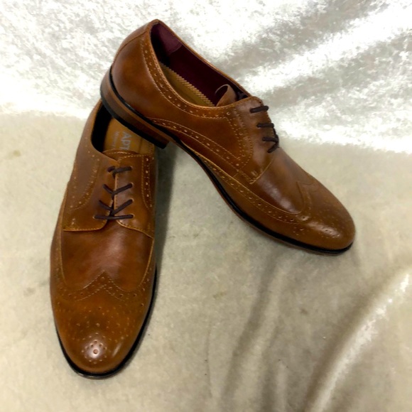 Apt. 9 Shoes | Mens Apt 9 Wingtip Dress Shoes Size-8.5 | Color: Brown | Size: 8.5 | Tasha454026's Closet
